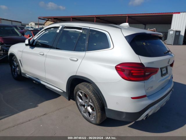 Photo 2 VIN: 5UXTS1C00M9F20811 - BMW X3 