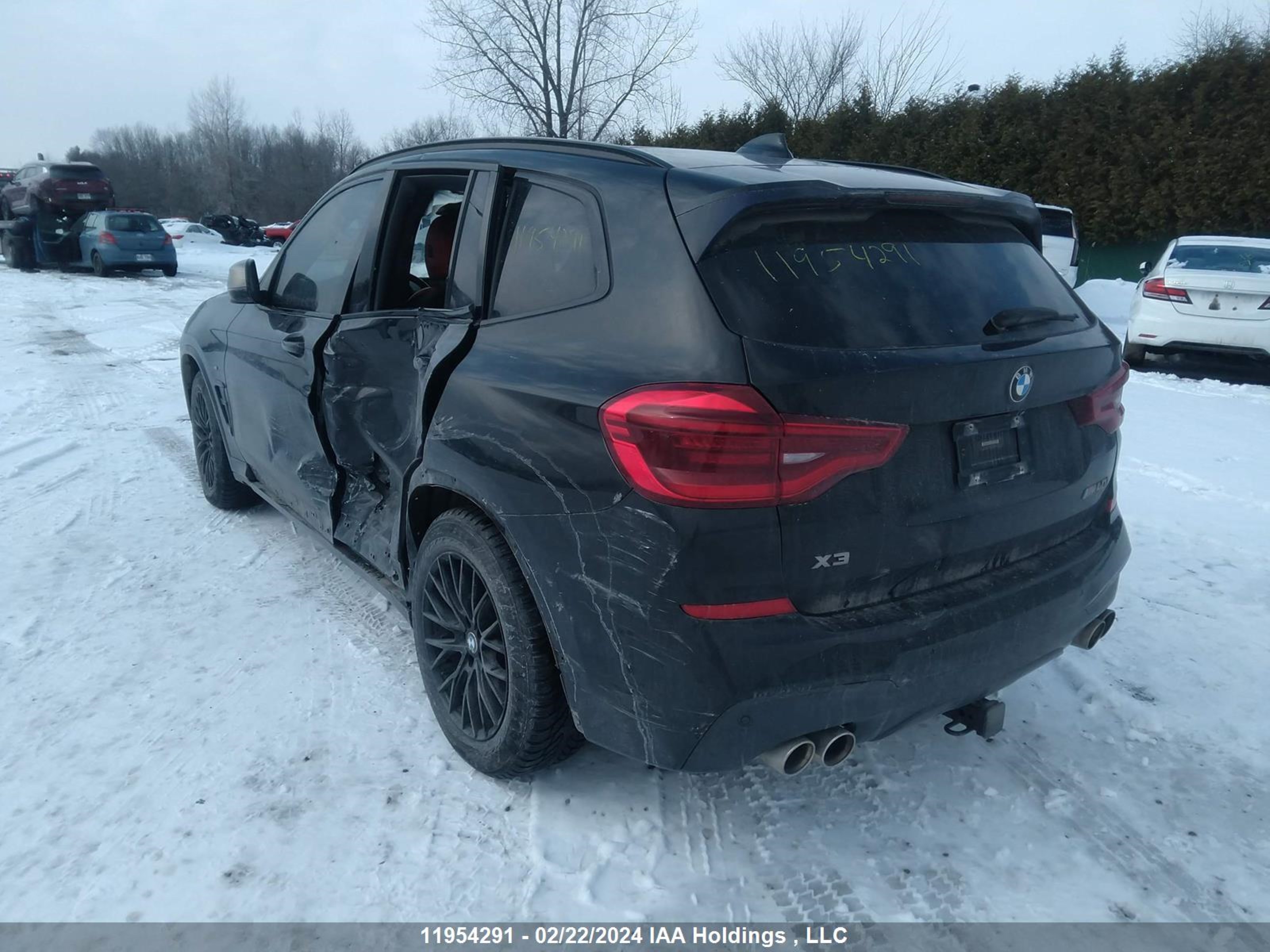 Photo 2 VIN: 5UXTS3C54J0Z00609 - BMW X3 