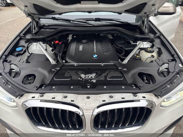 Photo 9 VIN: 5UXTS3C5XJ0Z02204 - BMW X3 XDRIVEM 