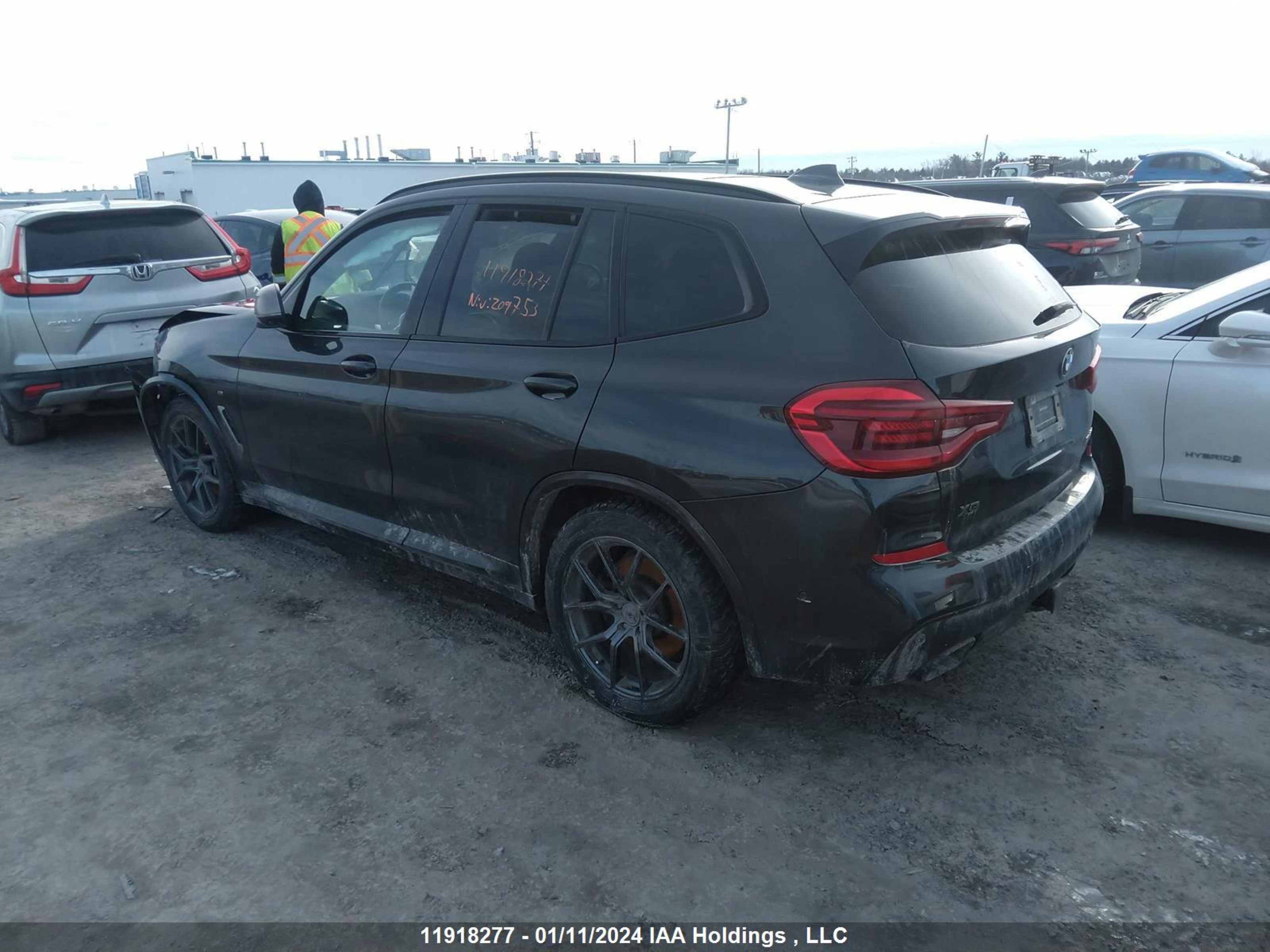 Photo 2 VIN: 5UXTS3C5XK0Z09753 - BMW X3 