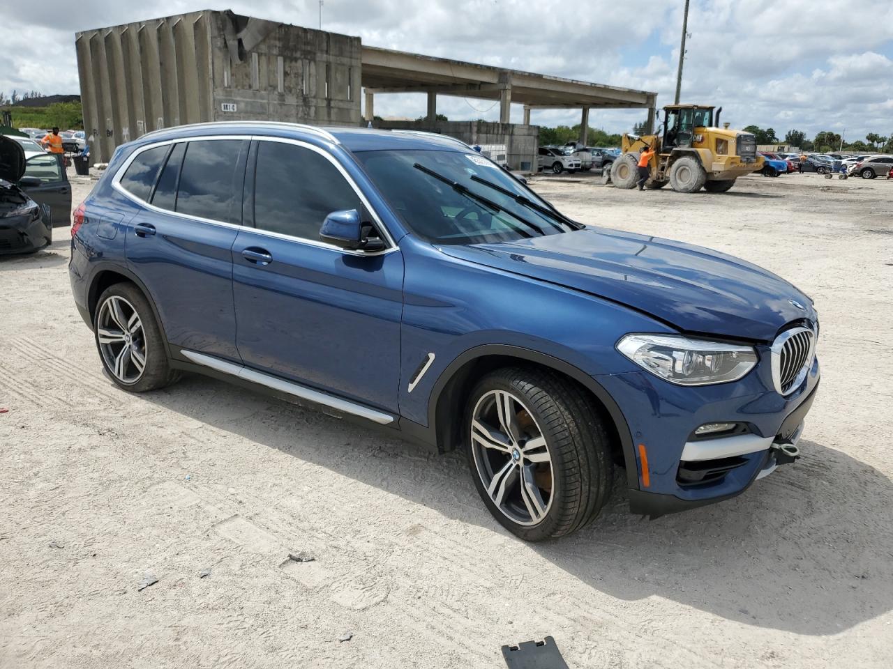 Photo 3 VIN: 5UXTY3C08L9B57456 - BMW X3 