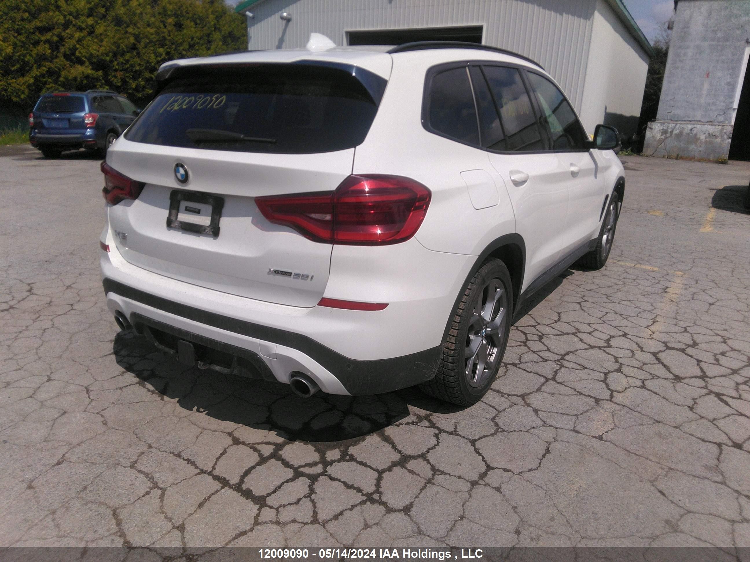 Photo 3 VIN: 5UXTY5C02L9B17546 - BMW X3 