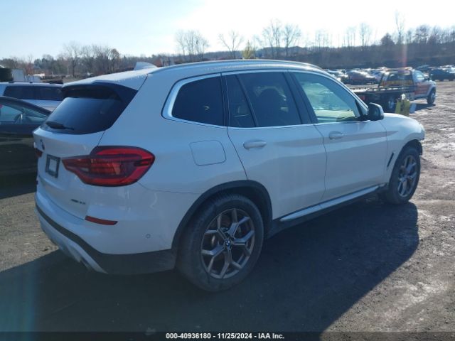 Photo 3 VIN: 5UXTY5C02M9D85515 - BMW X3 