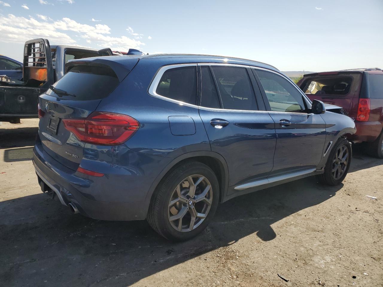 Photo 2 VIN: 5UXTY5C02M9E25141 - BMW X3 