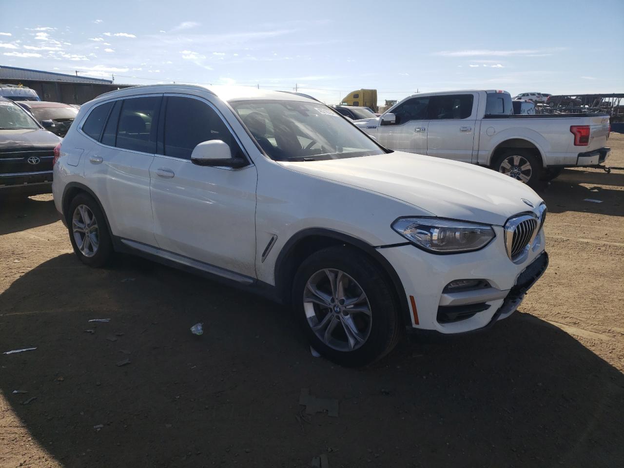 Photo 3 VIN: 5UXTY5C04L9D39411 - BMW X3 