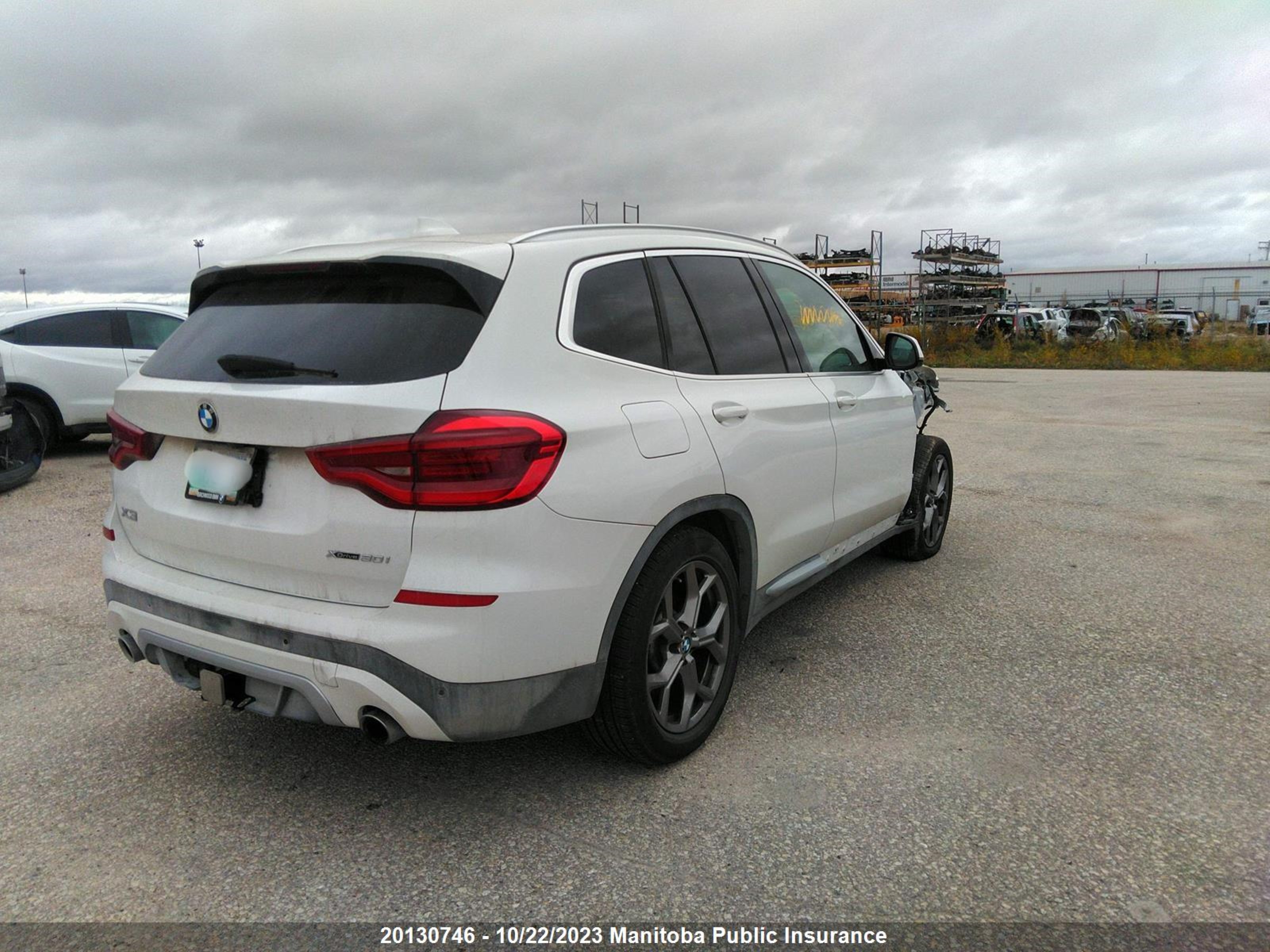 Photo 3 VIN: 5UXTY5C05M9H02946 - BMW X3 