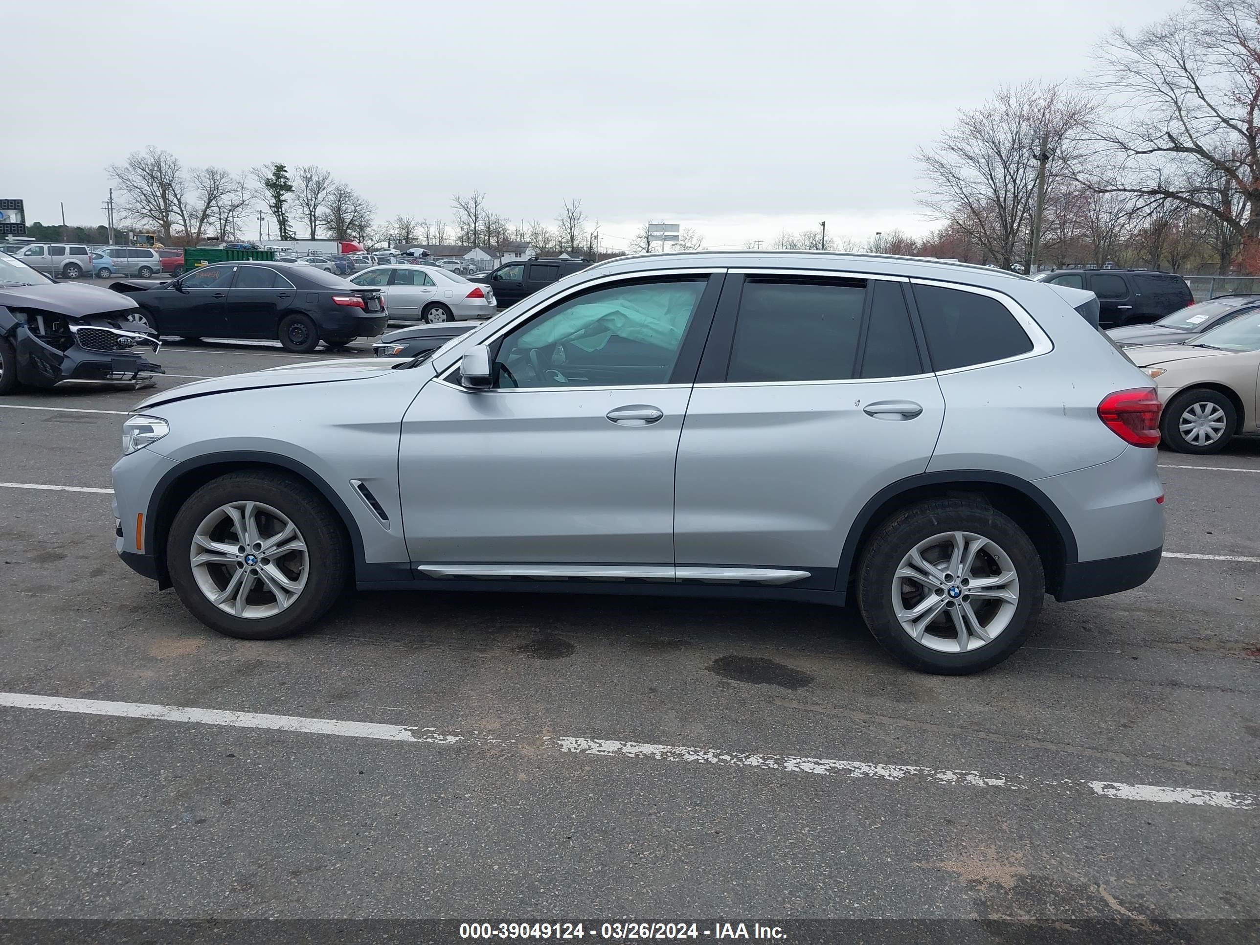 Photo 13 VIN: 5UXTY5C09L9B17107 - BMW X3 