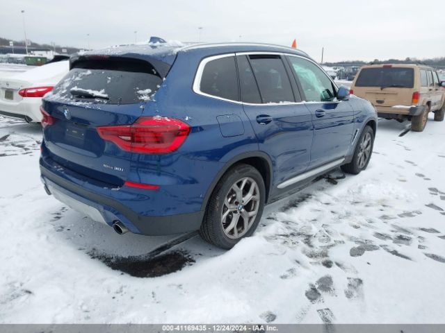 Photo 3 VIN: 5UXTY5C0XM9G38239 - BMW X3 