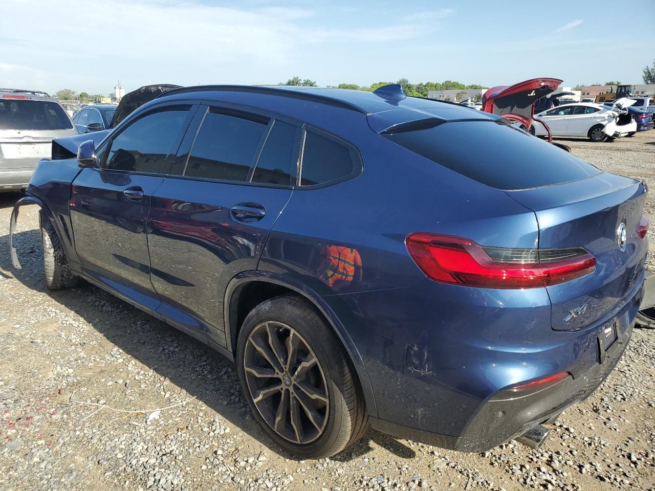 Photo 1 VIN: 5UXUJ3C52KLG56162 - BMW X4 