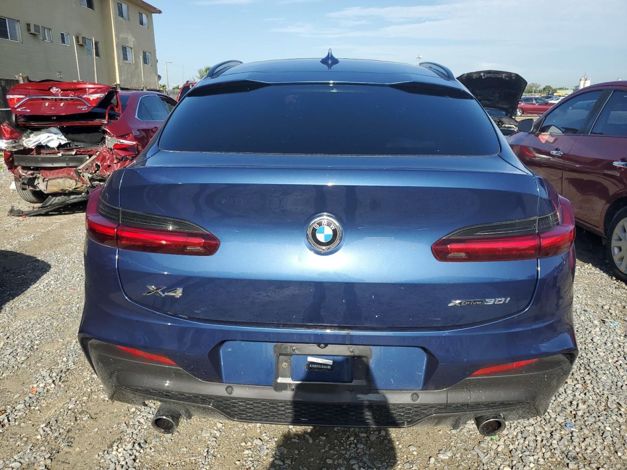 Photo 5 VIN: 5UXUJ3C52KLG56162 - BMW X4 