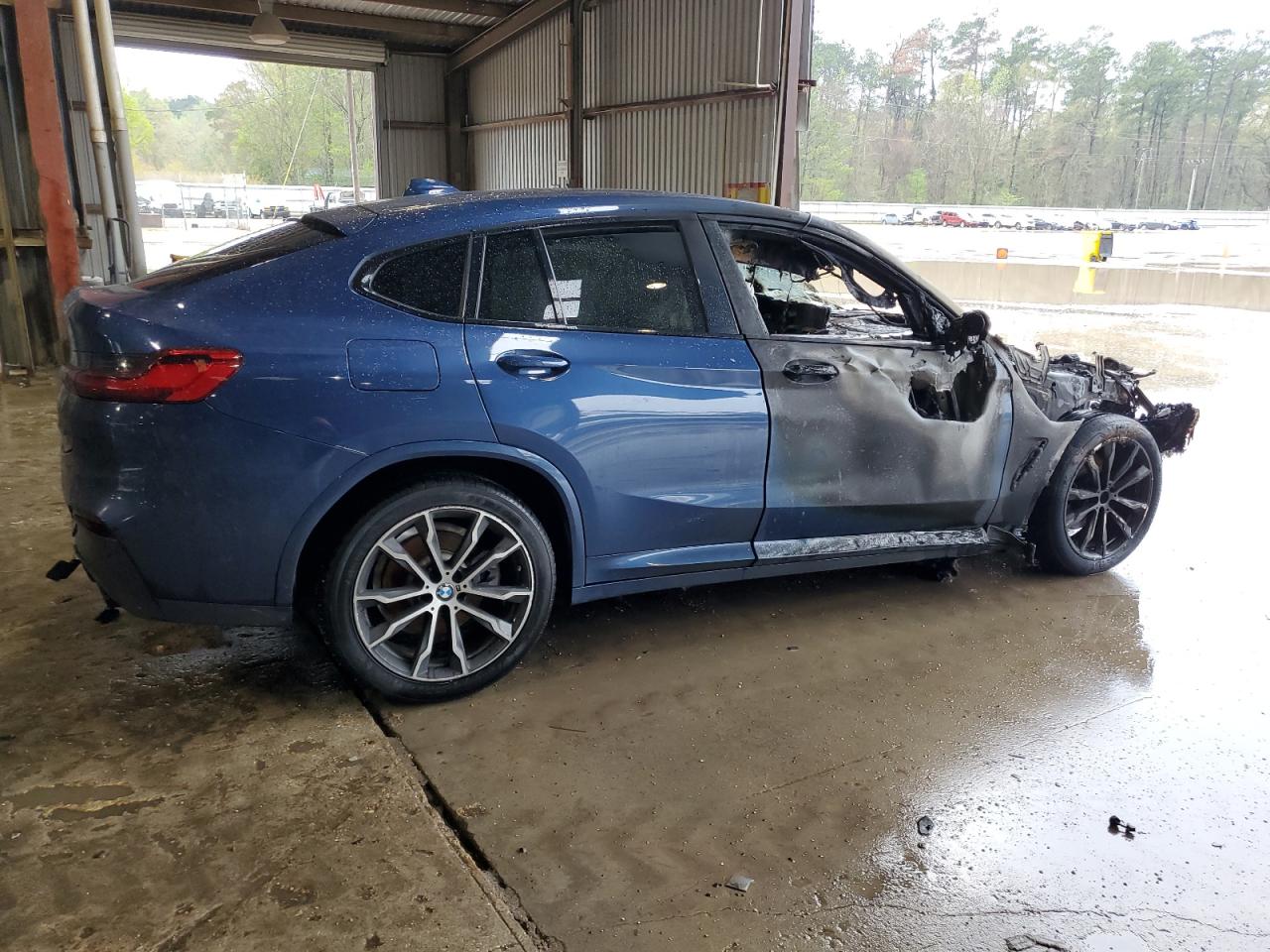 Photo 2 VIN: 5UXUJ3C56KLG53166 - BMW X4 