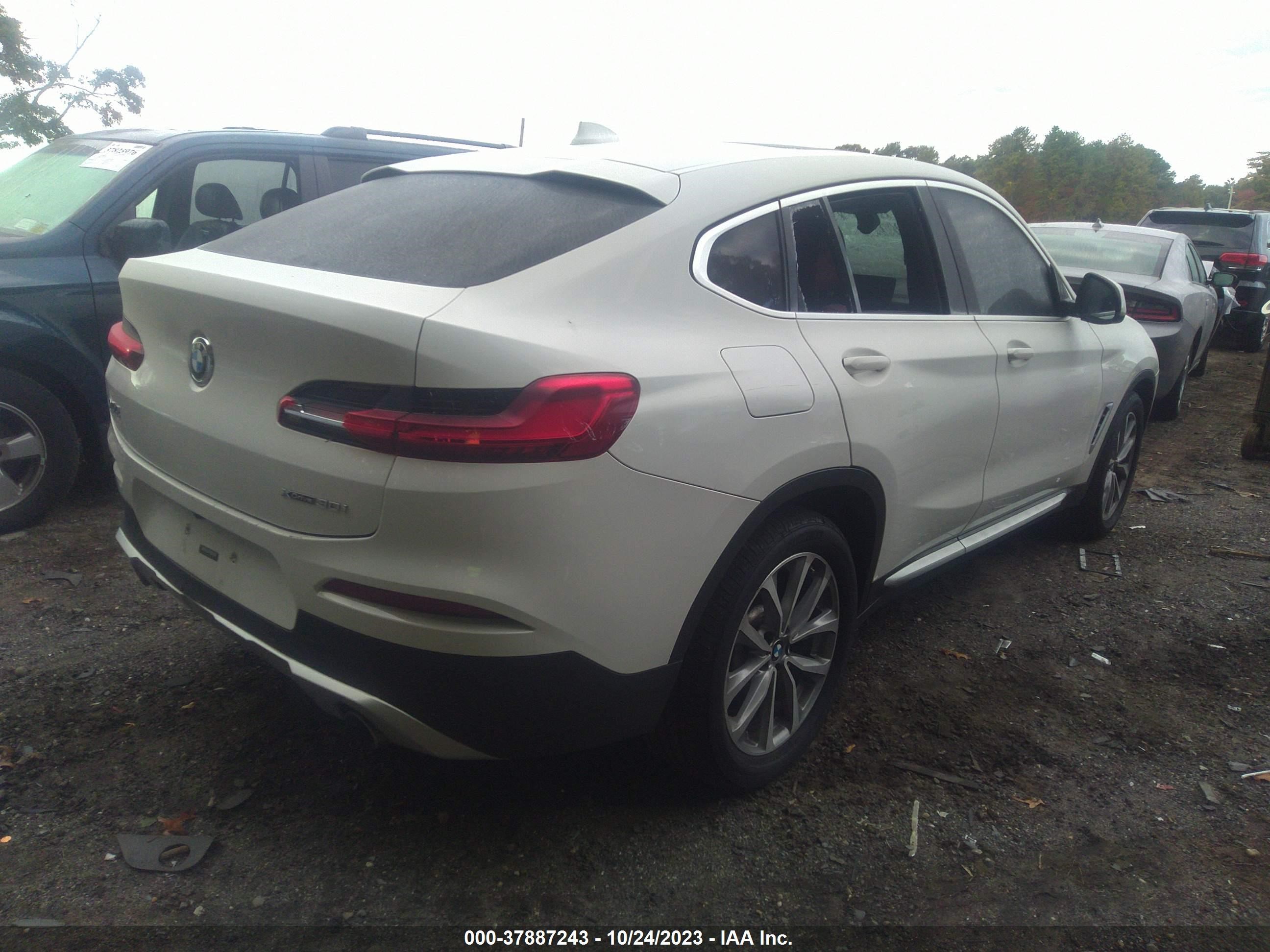 Photo 3 VIN: 5UXUJ3C59KLG56529 - BMW X4 