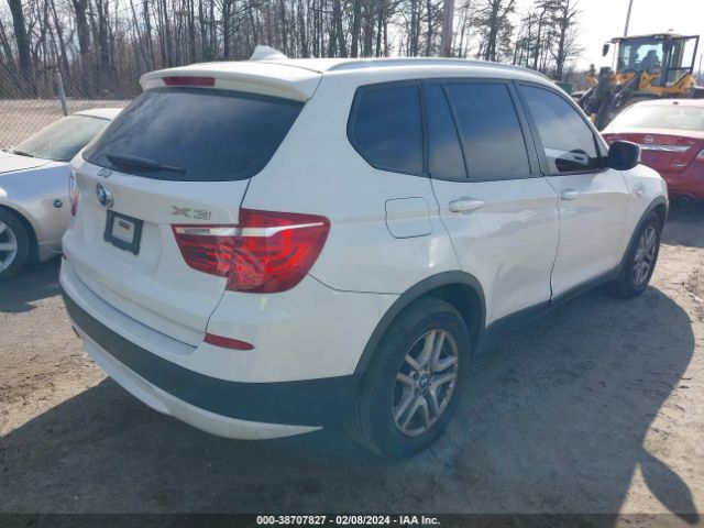 Photo 3 VIN: 5UXWX5C51BL706940 - BMW X3 