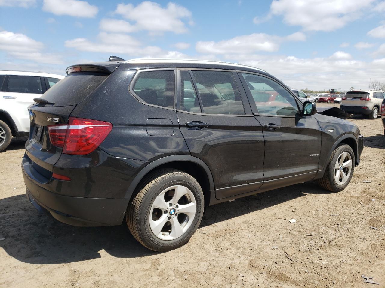 Photo 2 VIN: 5UXWX5C51CL718054 - BMW X3 