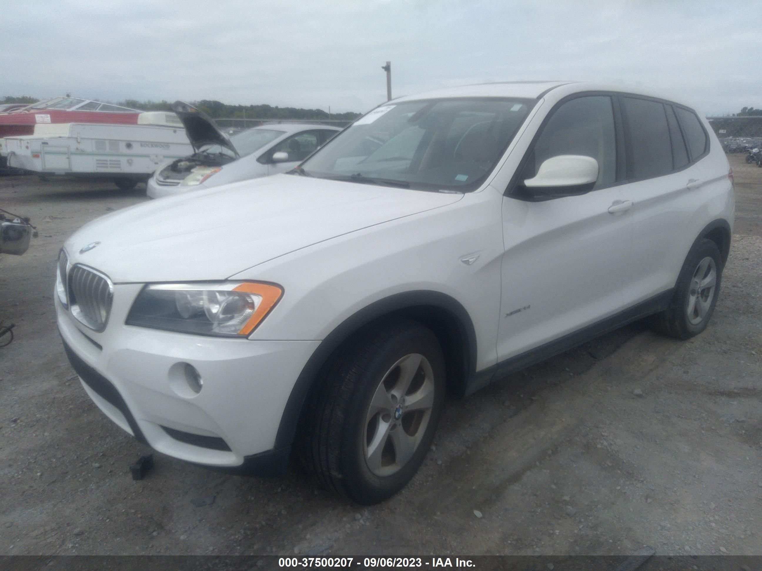 Photo 1 VIN: 5UXWX5C52BL701651 - BMW X3 