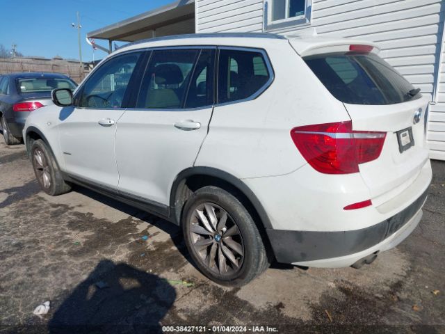 Photo 2 VIN: 5UXWX5C52BL706557 - BMW X3 