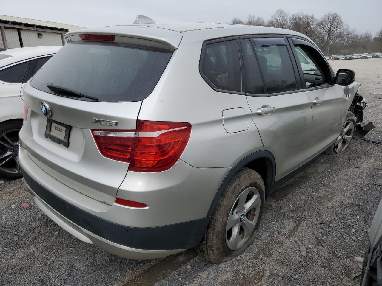 Photo 2 VIN: 5UXWX5C52CL721559 - BMW X3 