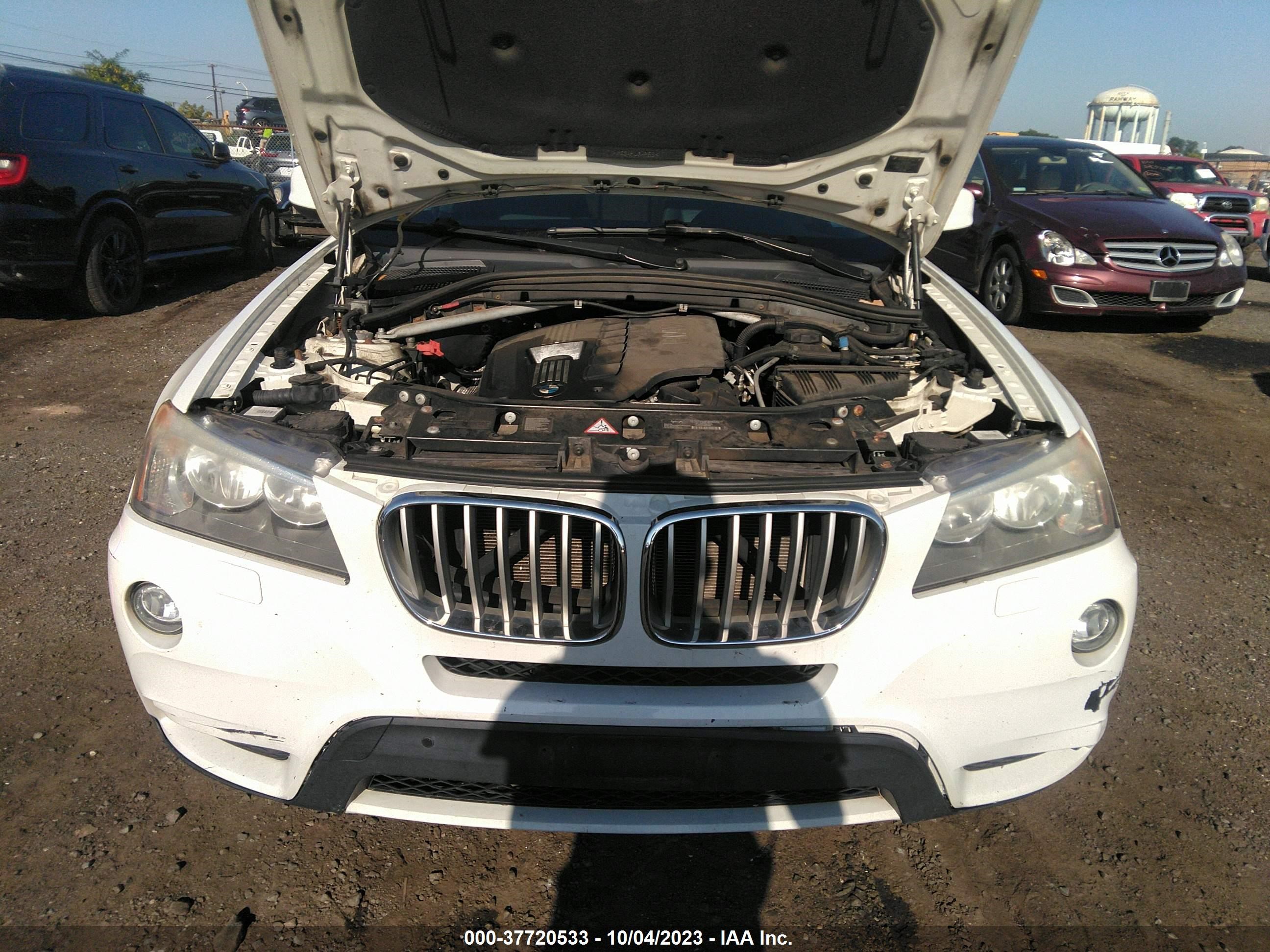 Photo 9 VIN: 5UXWX5C53BL711699 - BMW X3 