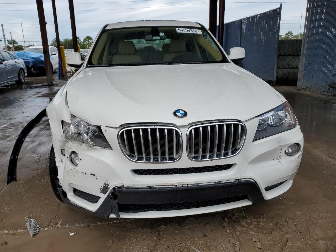 Photo 4 VIN: 5UXWX5C54BL713476 - BMW X3 