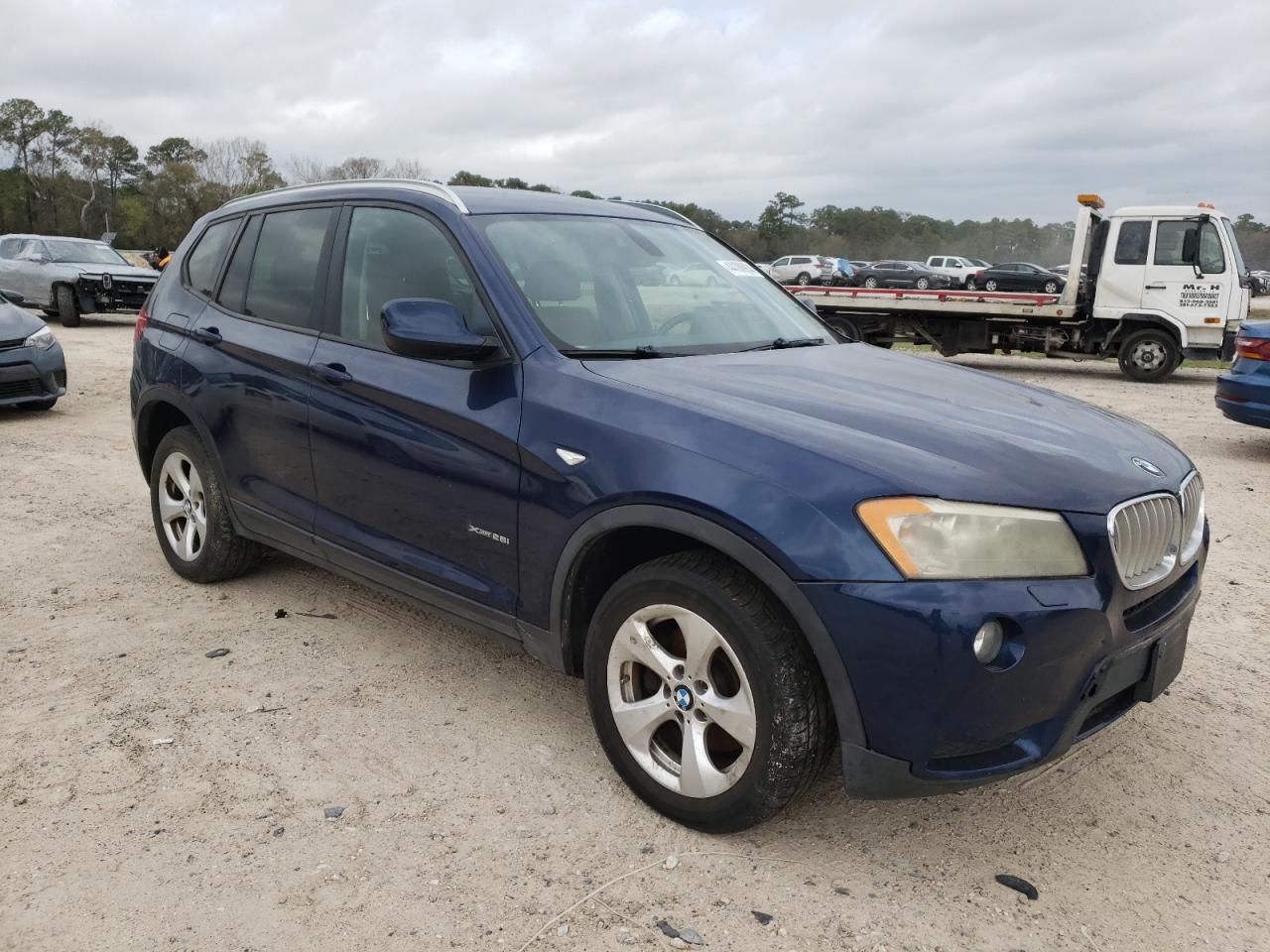 Photo 3 VIN: 5UXWX5C54BL714501 - BMW X3 