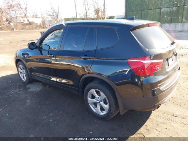 Photo 2 VIN: 5UXWX5C56BL704360 - BMW X3 