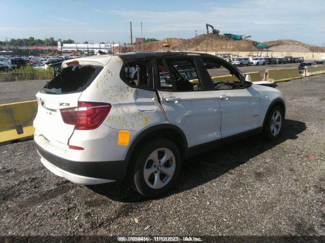 Photo 3 VIN: 5UXWX5C56BL710983 - BMW X3 