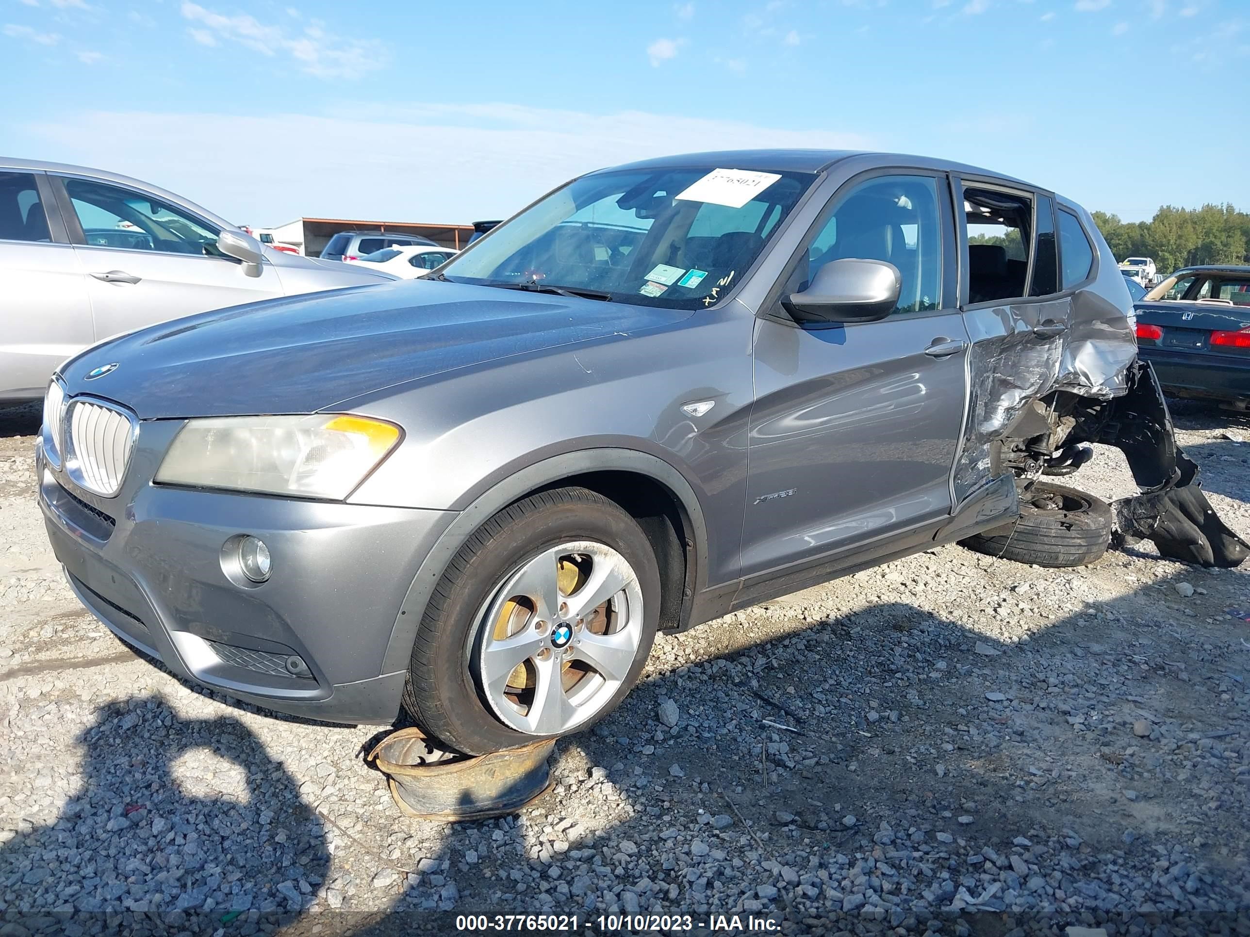 Photo 1 VIN: 5UXWX5C57BL708224 - BMW X3 