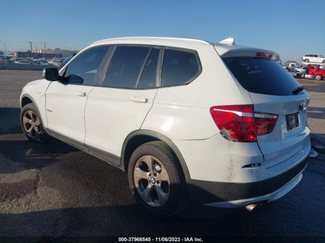 Photo 2 VIN: 5UXWX5C58CL726023 - BMW X3 