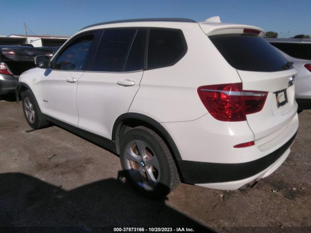 Photo 2 VIN: 5UXWX5C58CL727575 - BMW X3 