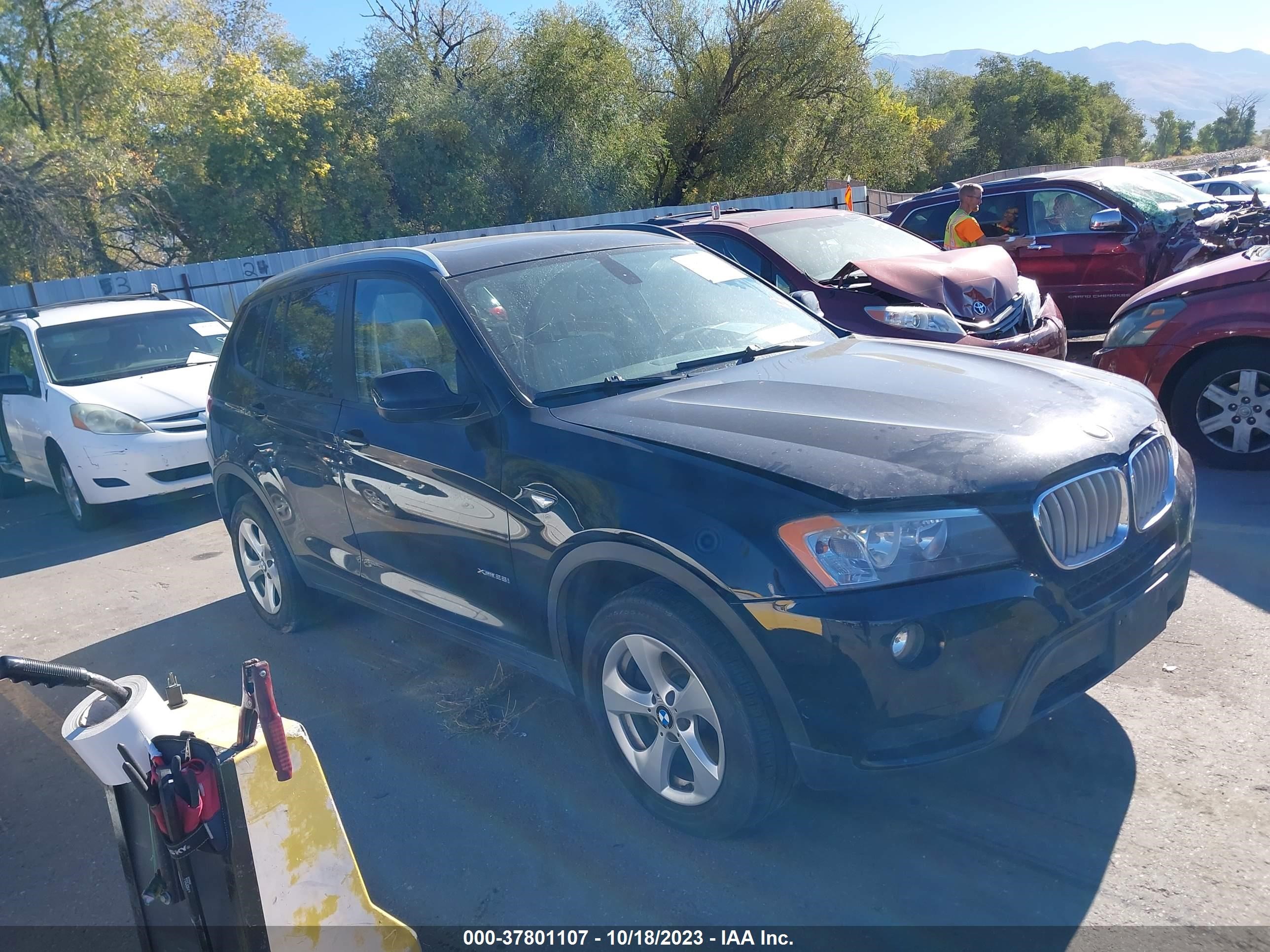 Photo 0 VIN: 5UXWX5C59BL703896 - BMW X3 