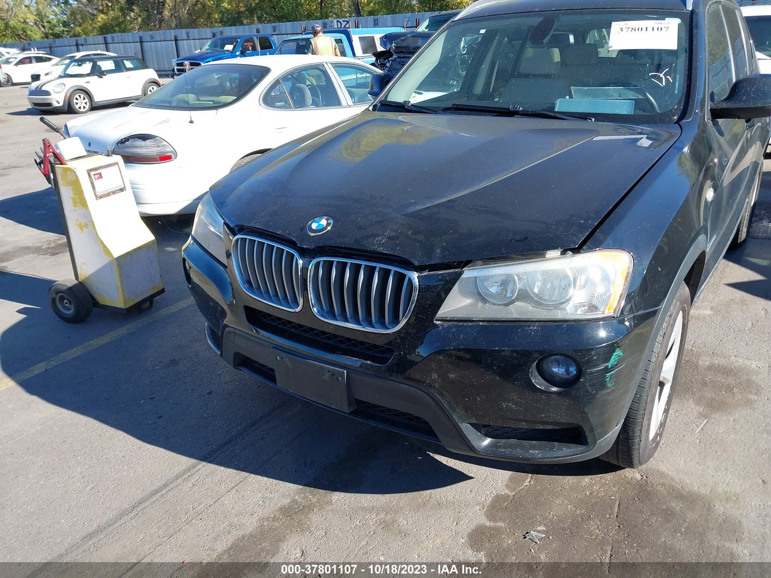 Photo 5 VIN: 5UXWX5C59BL703896 - BMW X3 