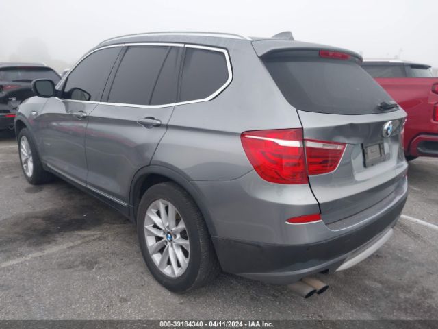 Photo 2 VIN: 5UXWX5C5XCL722961 - BMW X3 