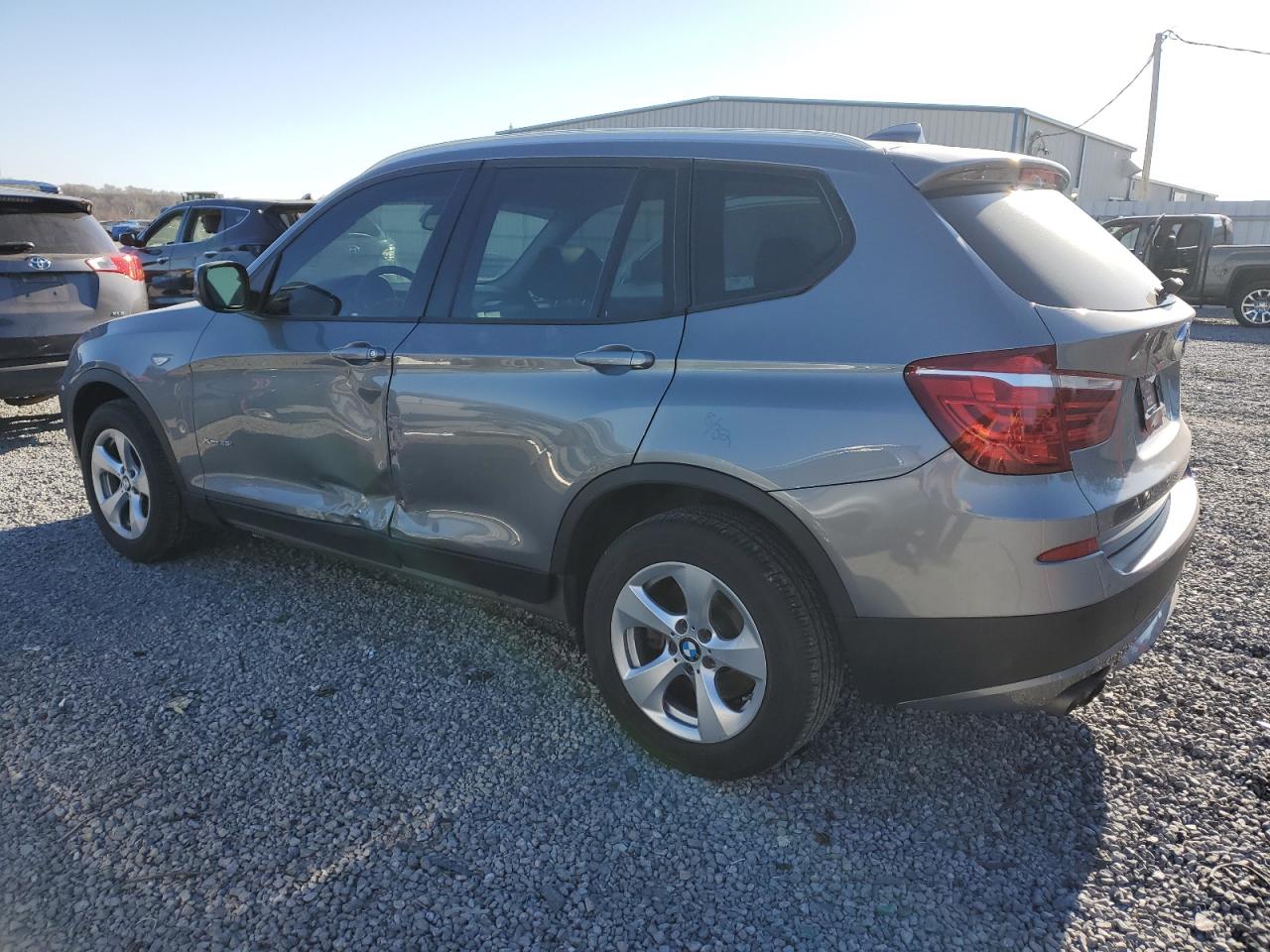 Photo 1 VIN: 5UXWX5C5XCL724032 - BMW X3 