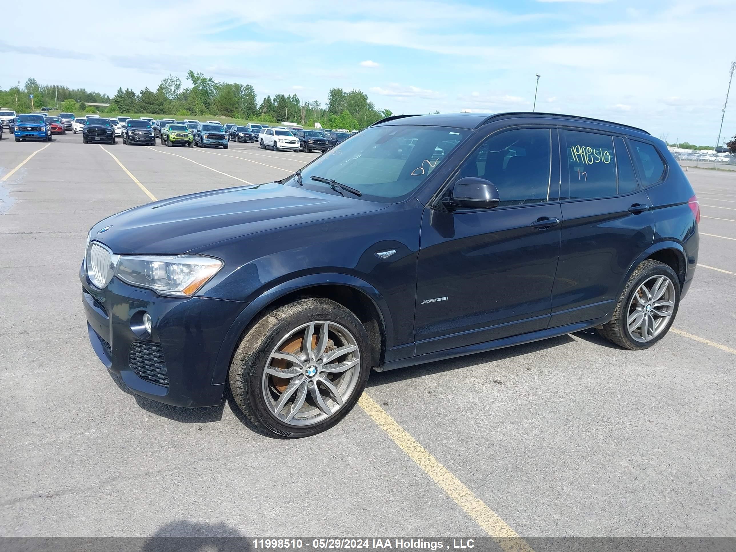 Photo 1 VIN: 5UXWX7C3XH0W40053 - BMW X3 