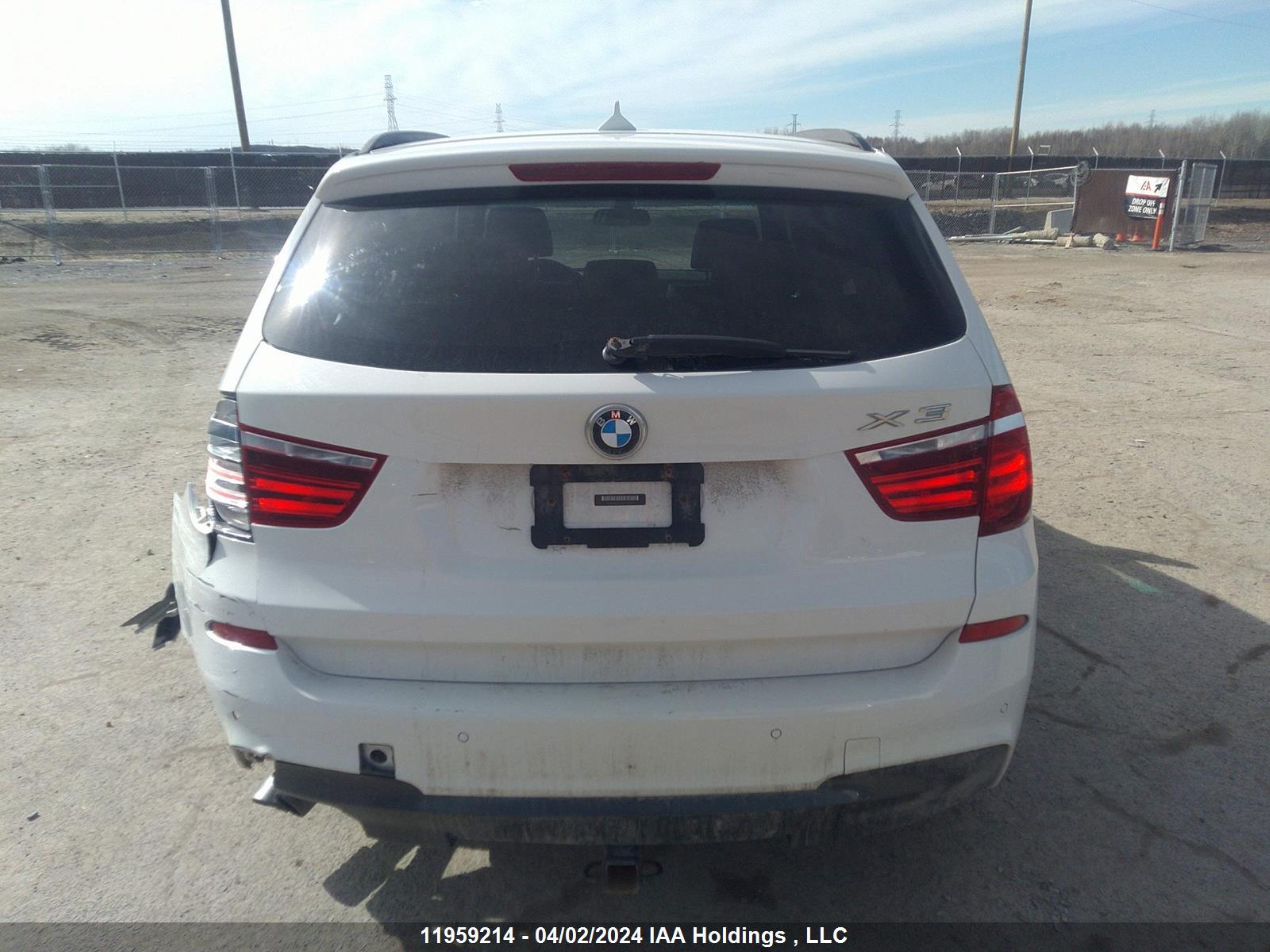 Photo 15 VIN: 5UXWX7C50BL731324 - BMW X3 