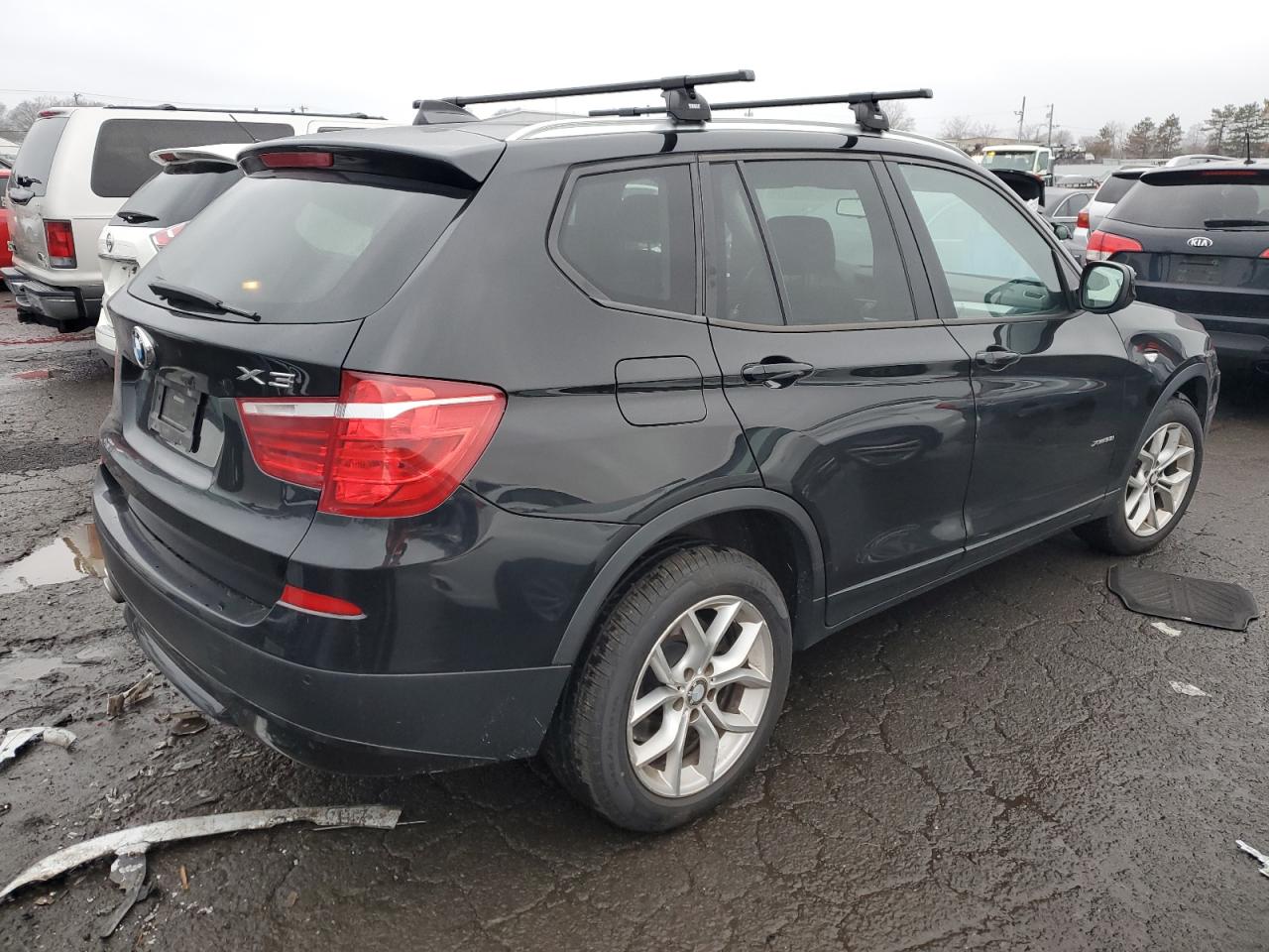 Photo 2 VIN: 5UXWX7C50BL731758 - BMW X3 