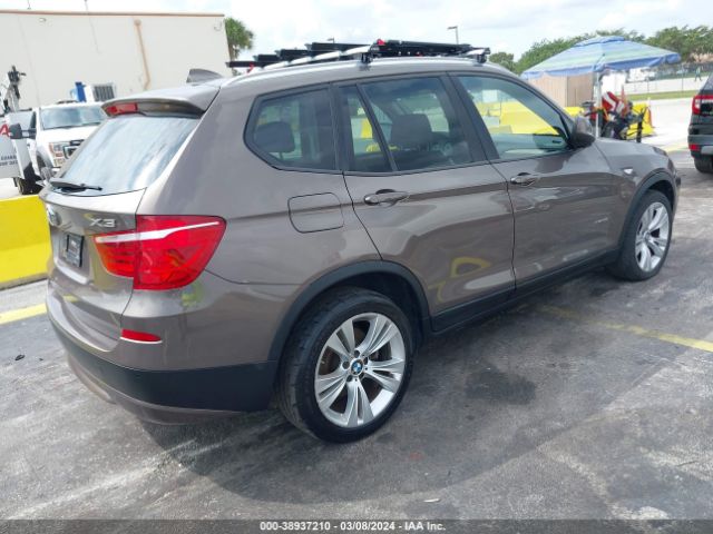 Photo 3 VIN: 5UXWX7C50E0E81754 - BMW X3 