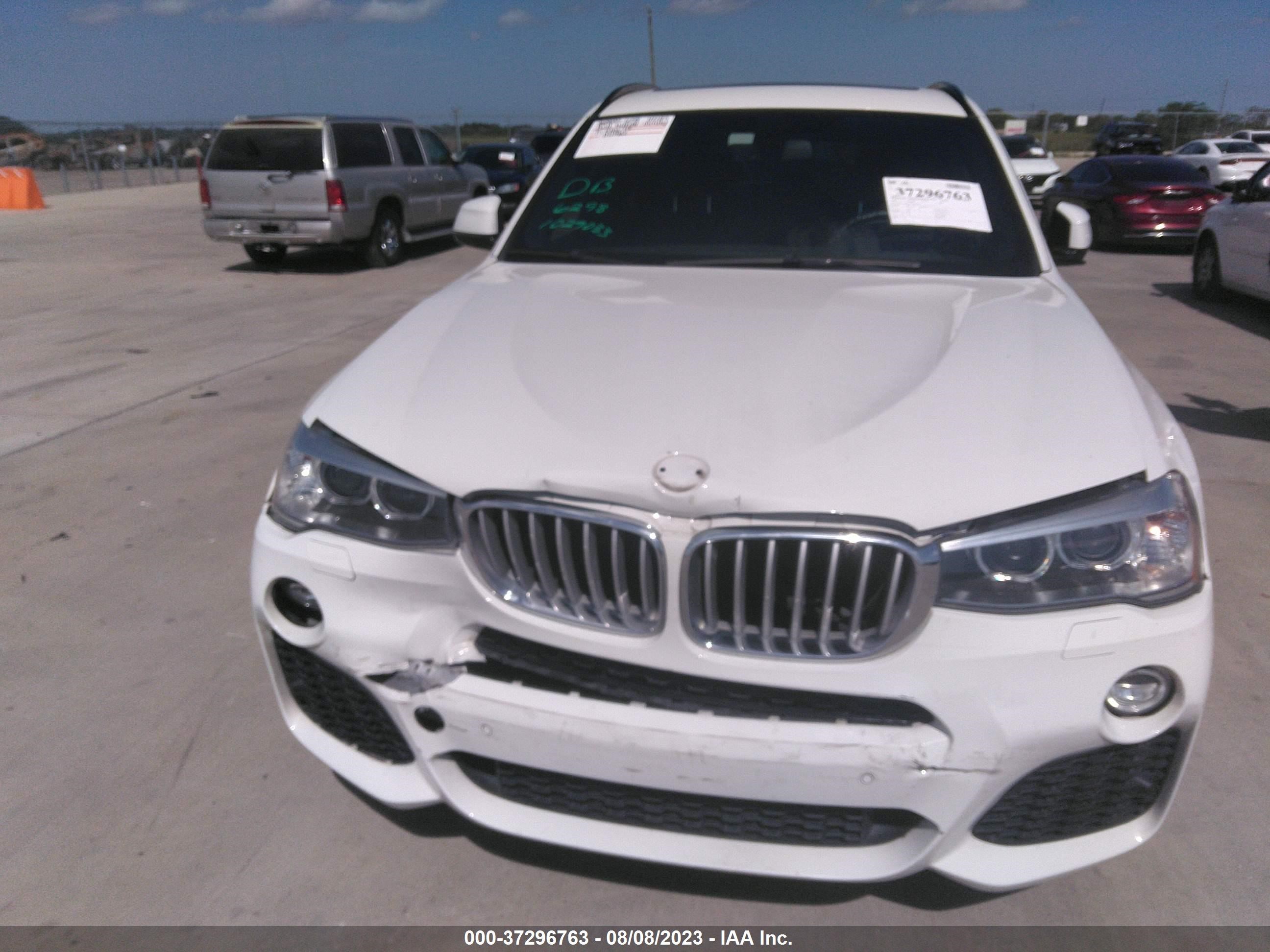 Photo 11 VIN: 5UXWX7C50F0K35737 - BMW X3 