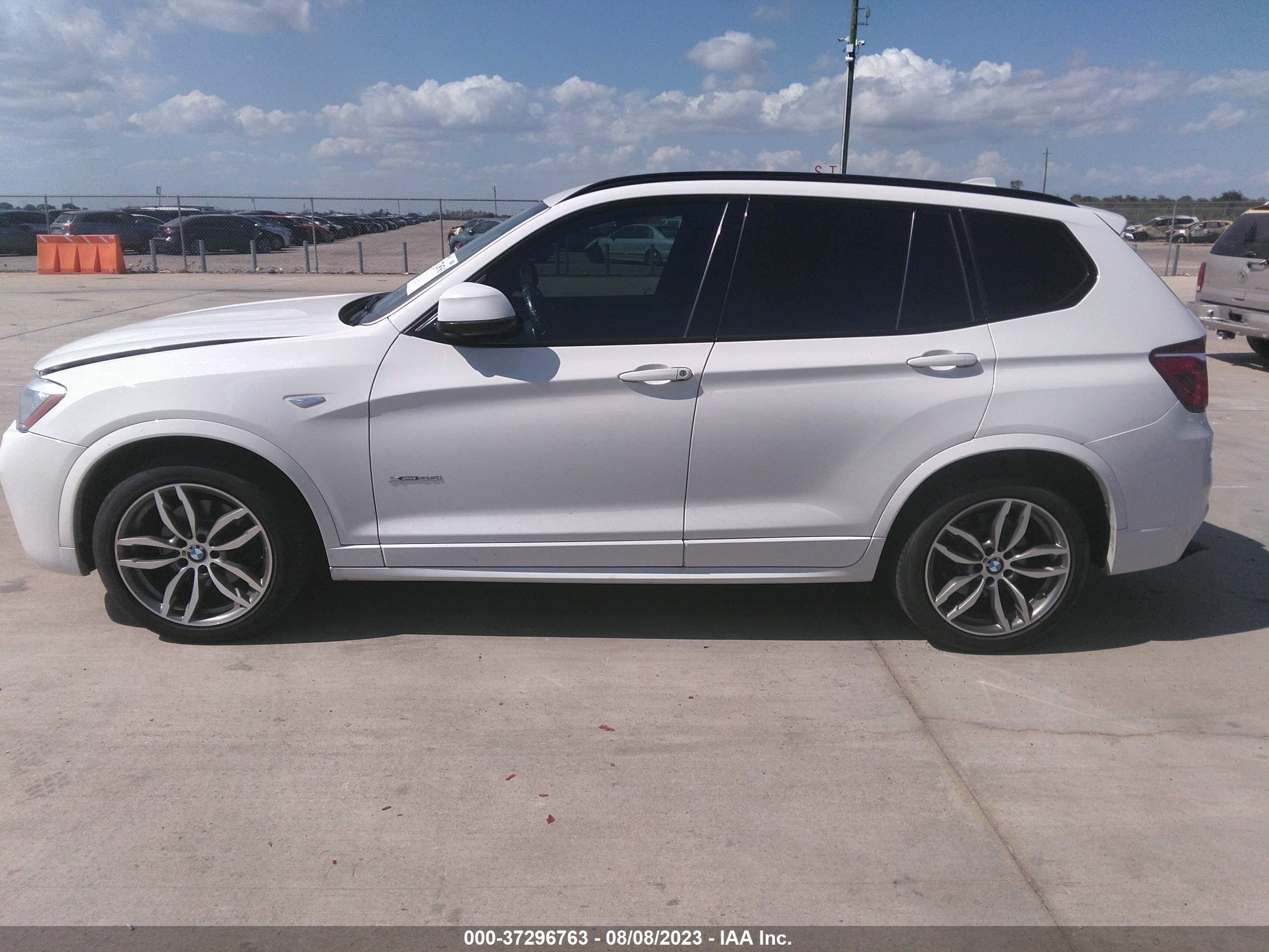 Photo 13 VIN: 5UXWX7C50F0K35737 - BMW X3 