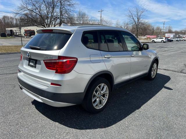 Photo 3 VIN: 5UXWX7C52BL732782 - BMW X3 XDRIVE3 