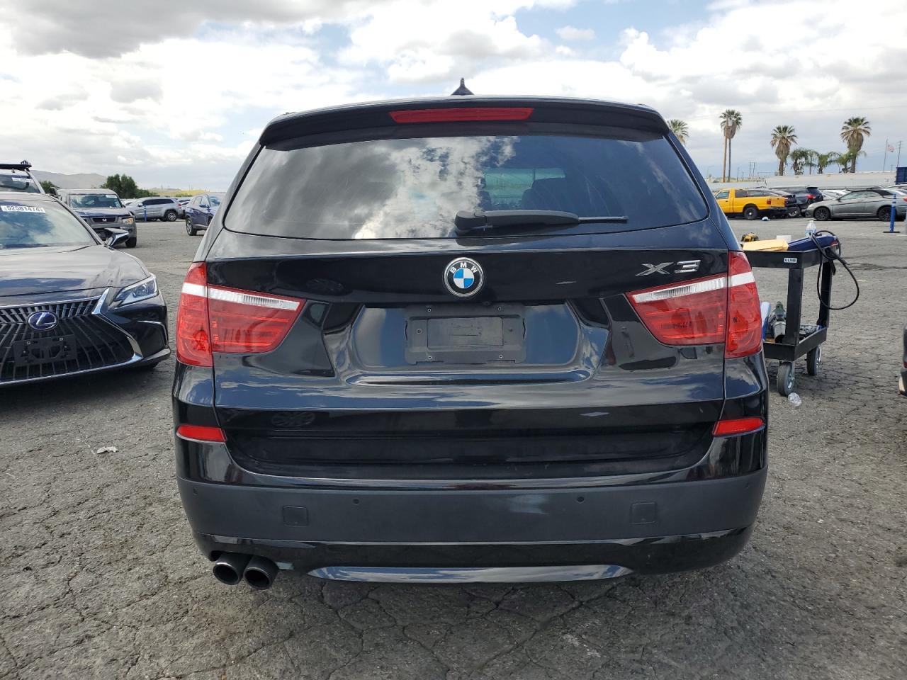 Photo 5 VIN: 5UXWX7C53E0E78928 - BMW X3 