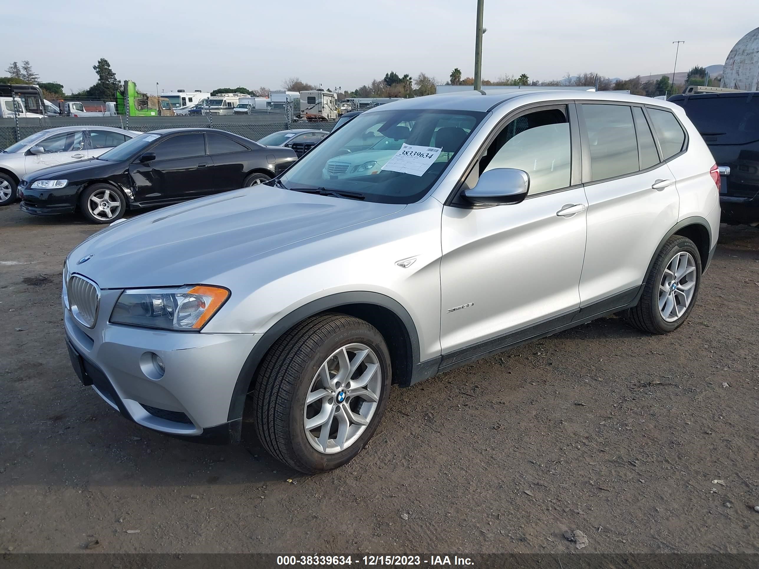 Photo 1 VIN: 5UXWX7C53E0E82140 - BMW X3 