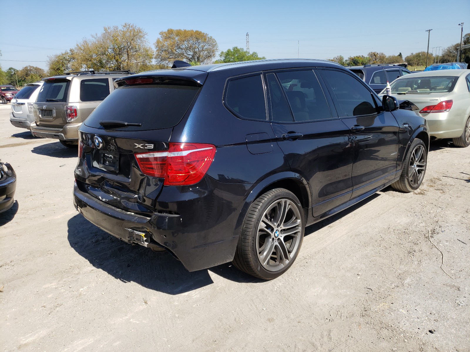 Photo 3 VIN: 5UXWX7C53H0U40441 - BMW X3 XDRIVE3 