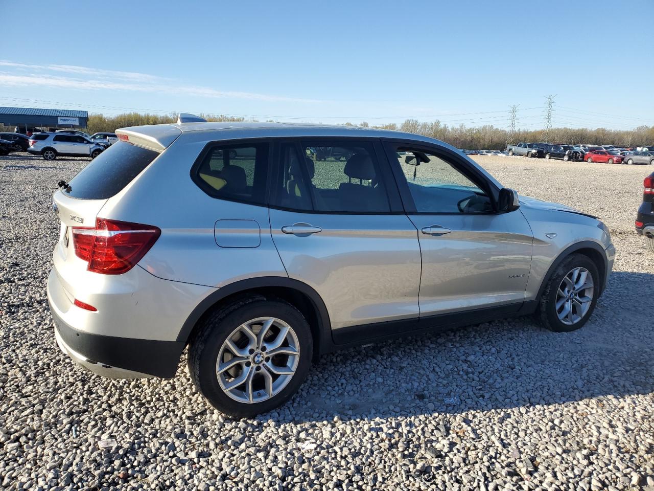 Photo 2 VIN: 5UXWX7C54BL733710 - BMW X3 