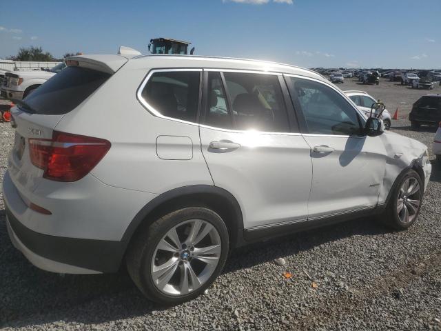 Photo 2 VIN: 5UXWX7C54BL734615 - BMW X3 XDRIVE3 