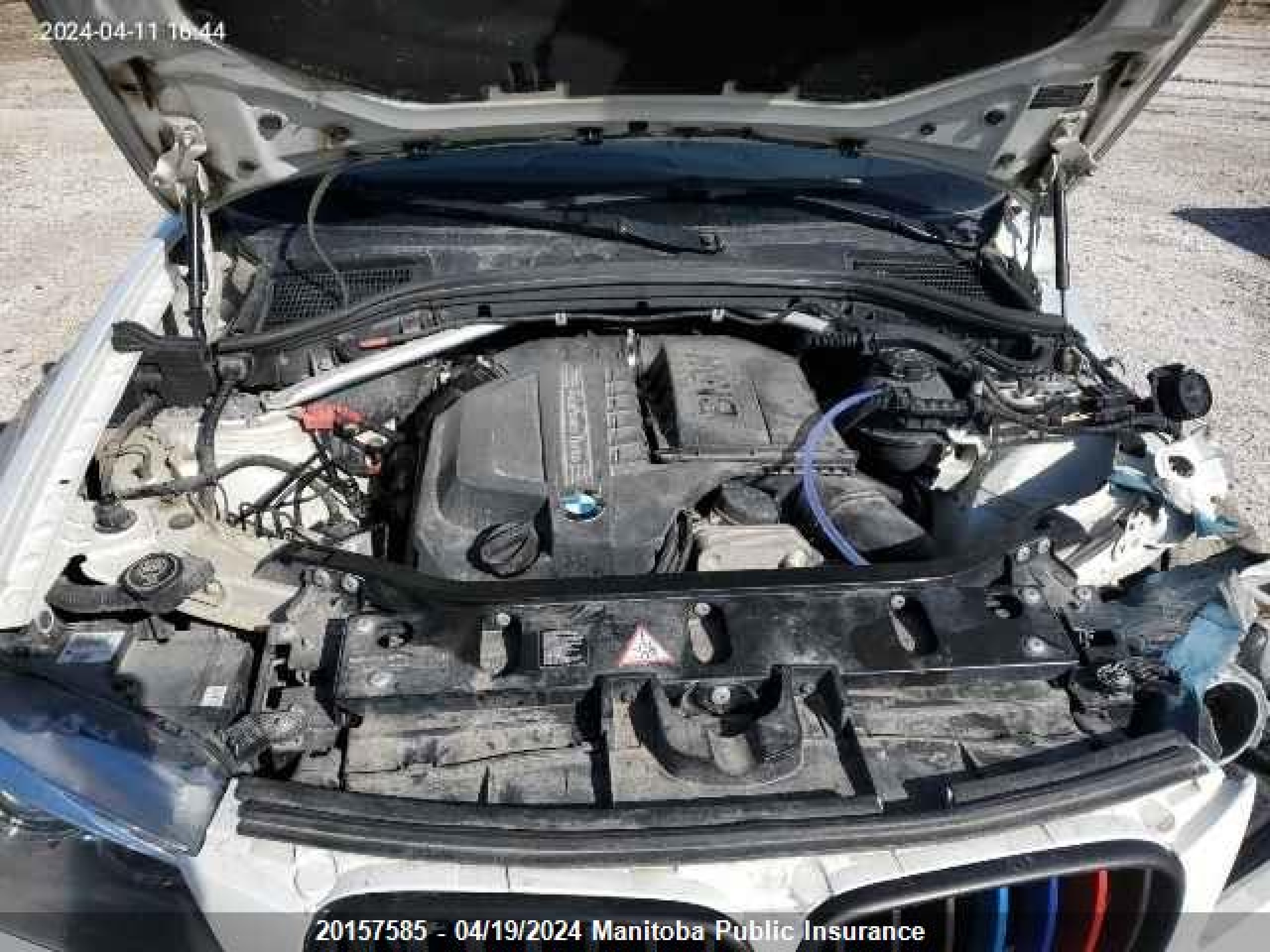 Photo 9 VIN: 5UXWX7C55E0E81555 - BMW X3 