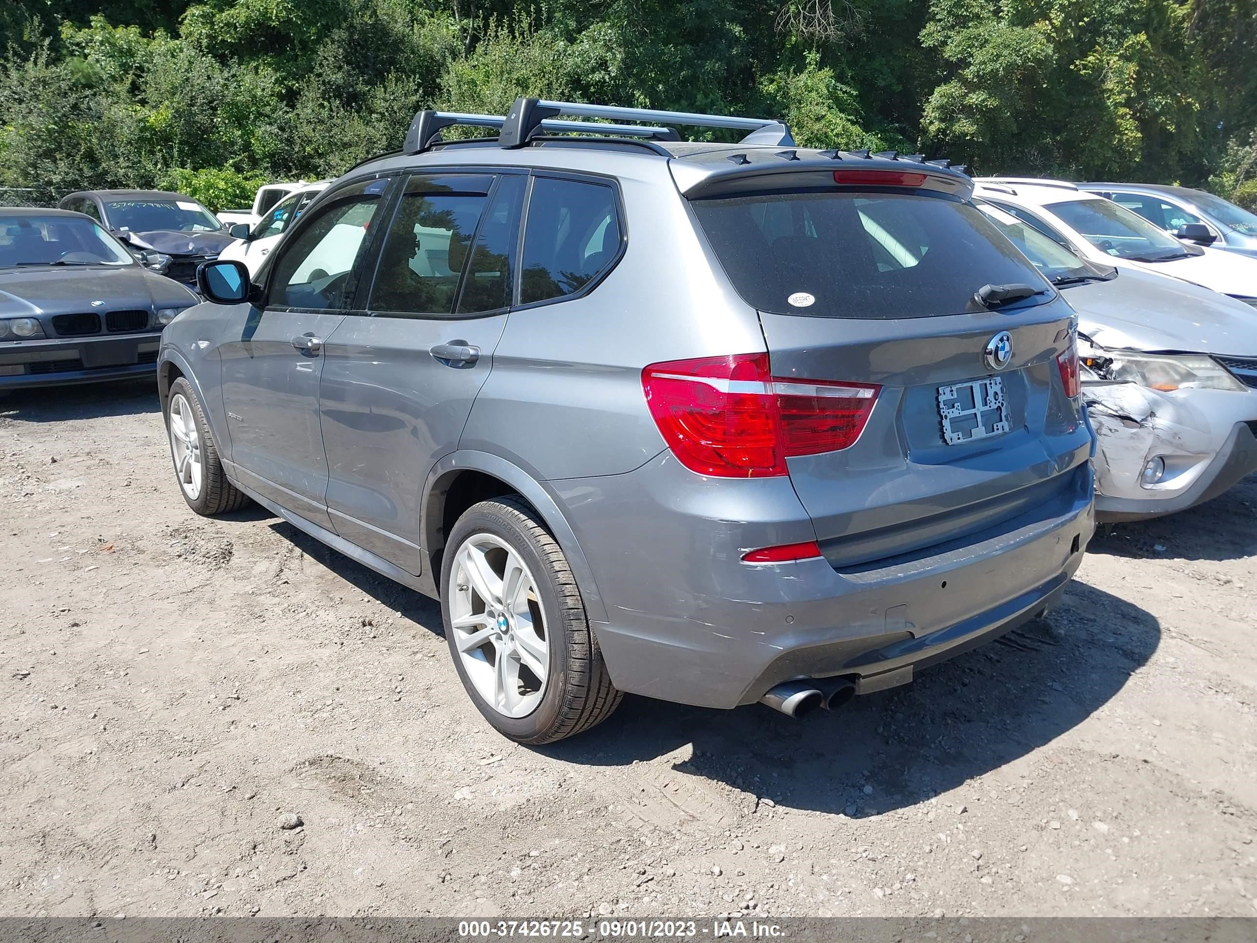 Photo 2 VIN: 5UXWX7C58DL978335 - BMW X3 