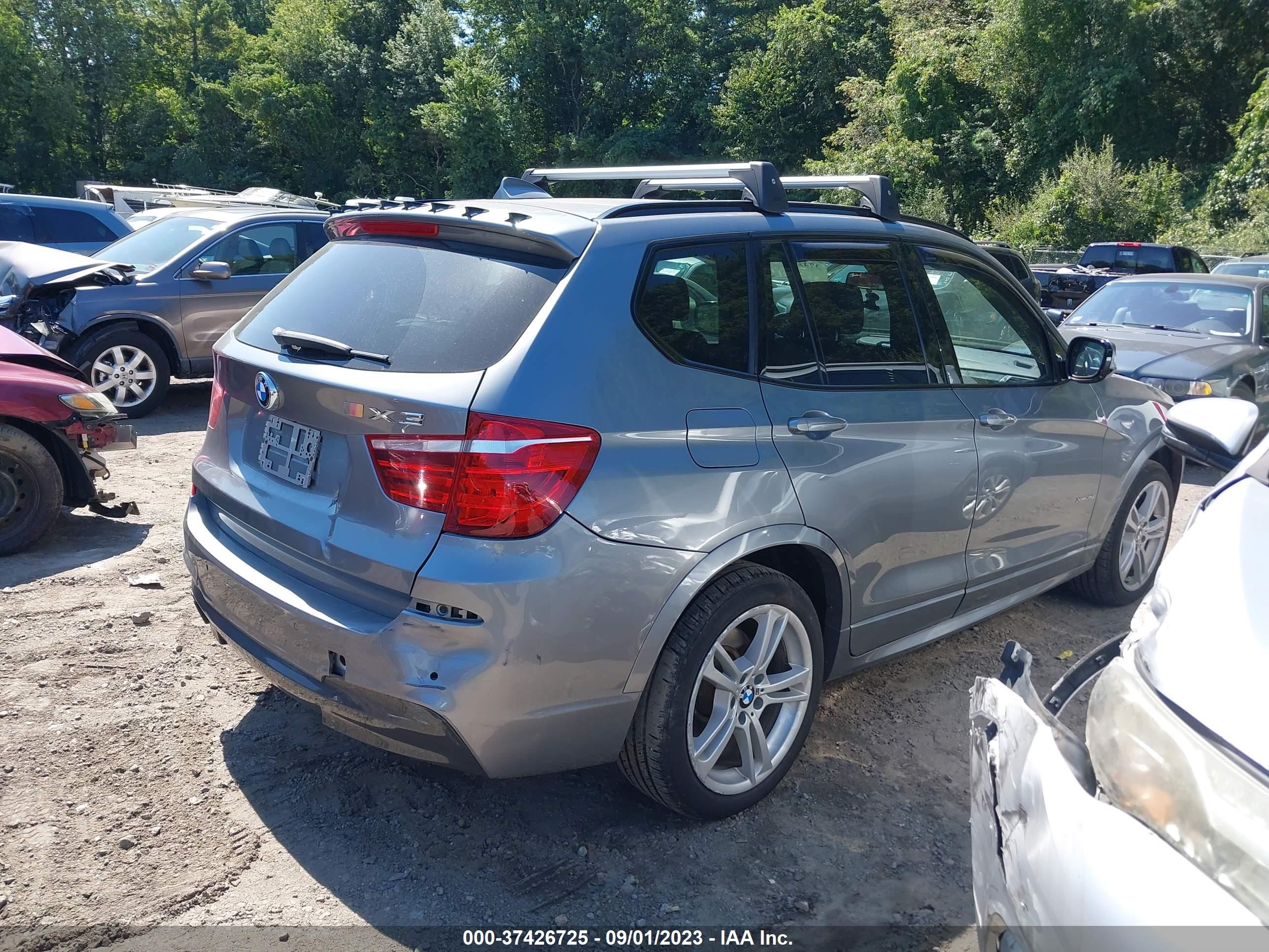 Photo 3 VIN: 5UXWX7C58DL978335 - BMW X3 