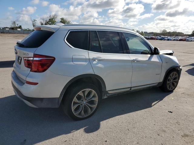 Photo 2 VIN: 5UXWX7C59F0K35252 - BMW X3 