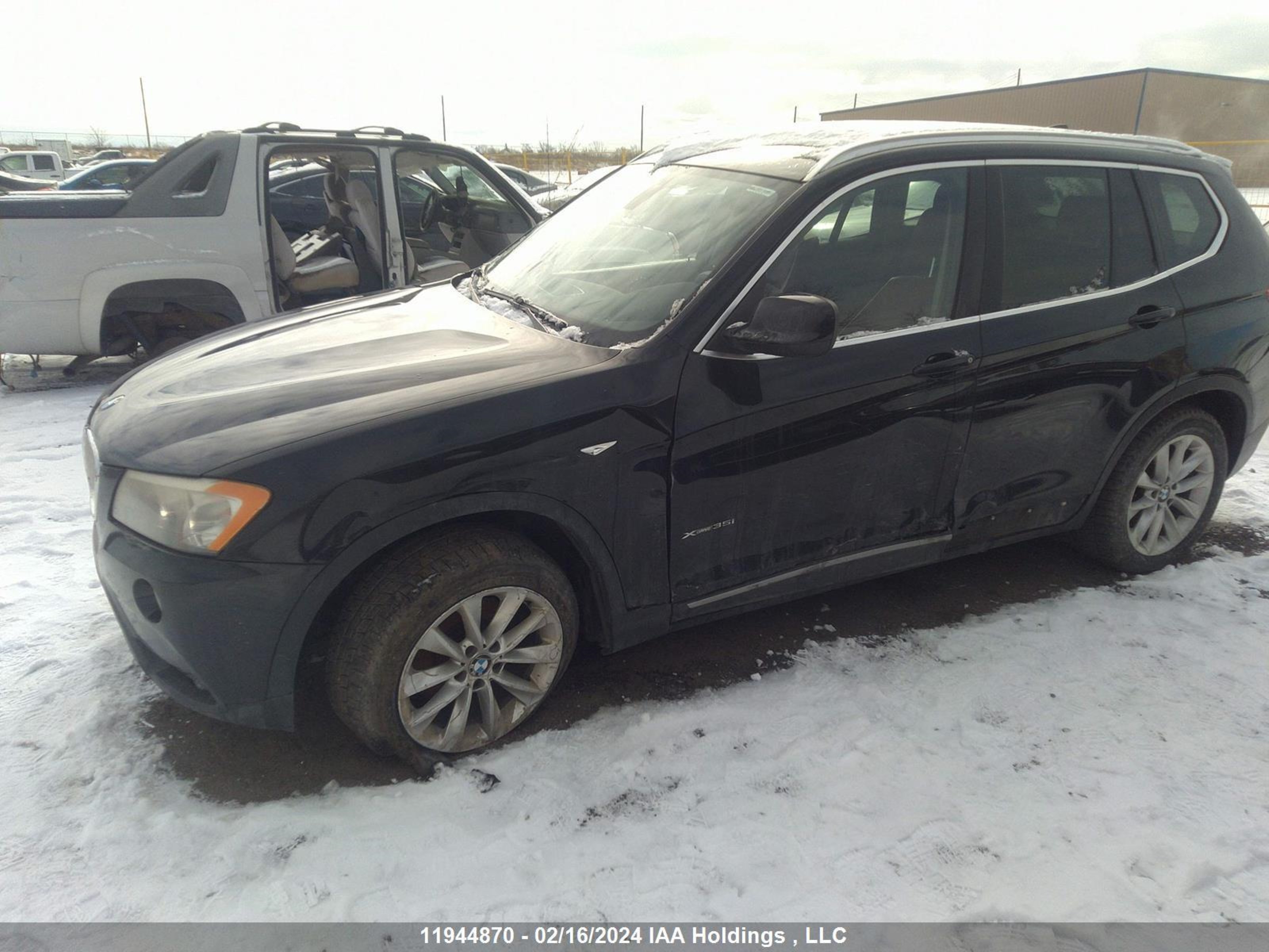 Photo 5 VIN: 5UXWX7C5XBL730651 - BMW X3 